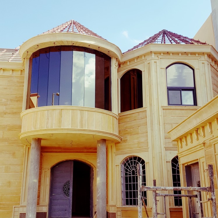 باب زجاجي